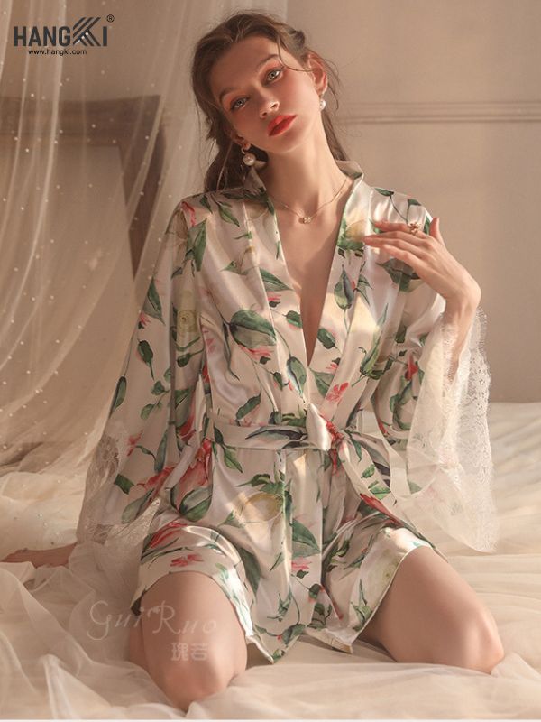 Áo Choàng Ngủ Nữ