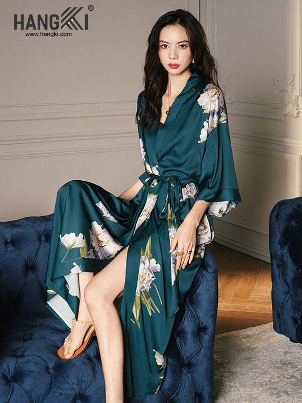 VCHG05 - Áo Khoác Ngủ Nữ