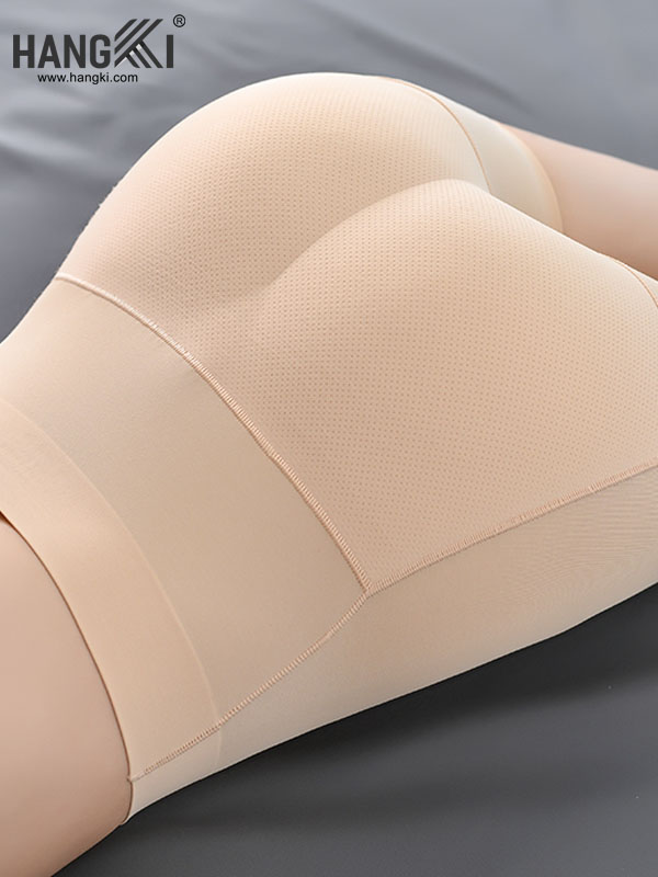 Quần độn mông mặc váy ôm