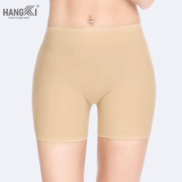 quần độn mông đúc