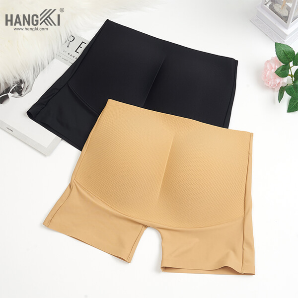 quần độn mông đúc