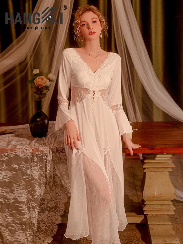 Váy Ngủ Lụa Dài Tay Loe